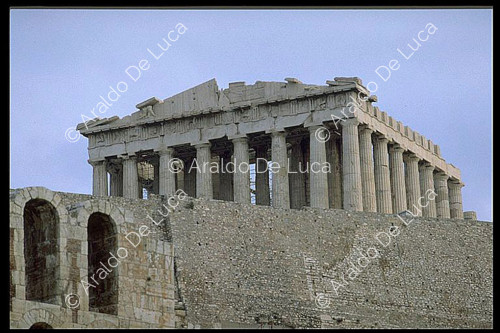 Der Parthenon von Nordosten aus gesehen