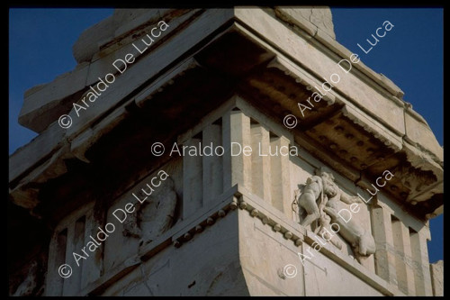 Methods of the Parthenon entablature frieze