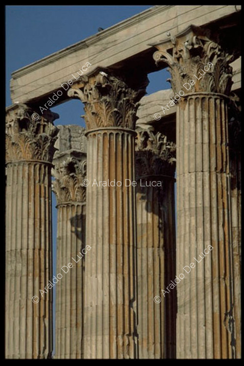 Détail de l'architrave et des colonnes