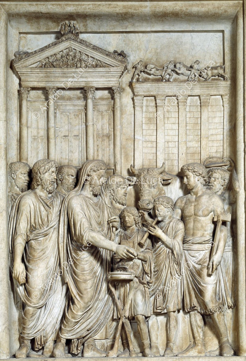 Sacrificio a Júpiter Capitolino - Relieve del monumento honorífico de Marco Aurelio, detalle