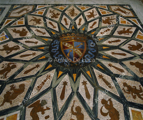 Villa Torlonia. Pavimento con mosaico