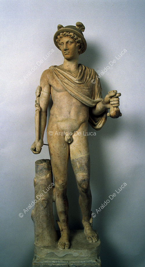 Statua restaurata di Ermes