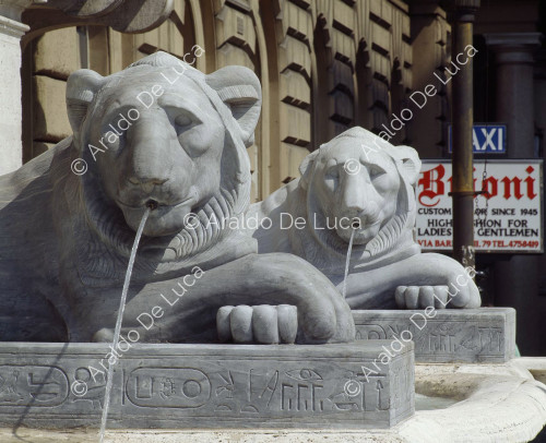 Fontana del Mosè o Fontana dell'Acqua Felice, particolare dei leoni
