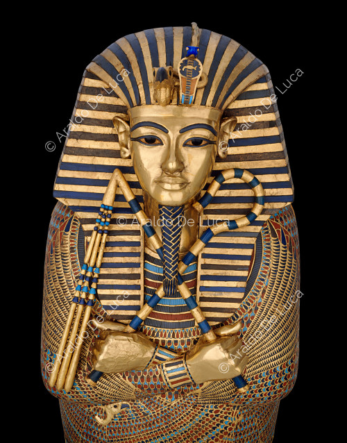 Tesoro de Tutankamón. Segundo sarcófago de madera
