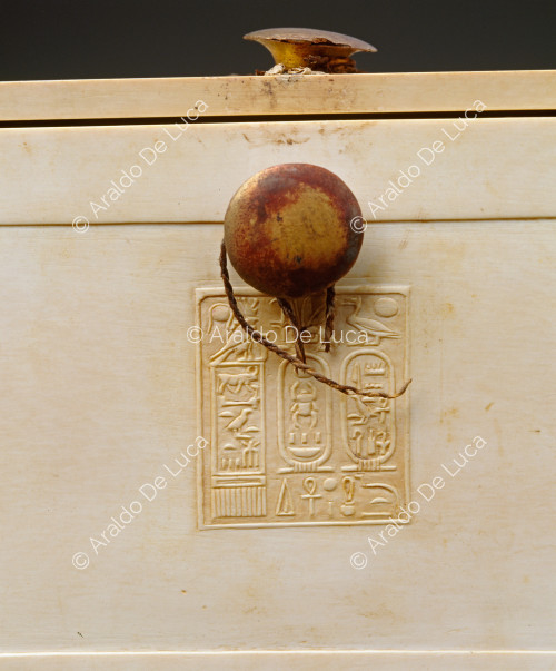 Treasure of Tutankhamun. Ivory jewellery box