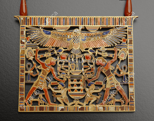 Halskette mit Brustpanzer im Namen von Amenemhat III.