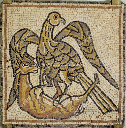 Mosaico policromo con aquila e capra