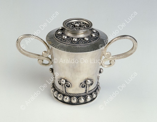 Sugar-bowl with small silver balls appliqués
