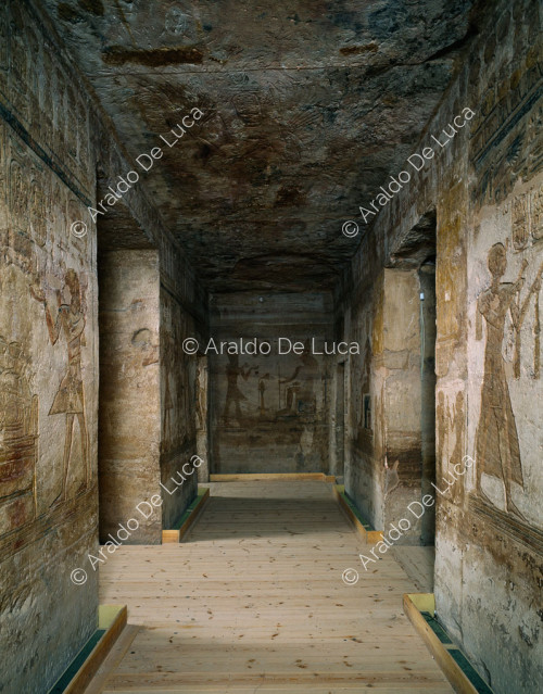 Templo de Ramsés II. El vestíbulo