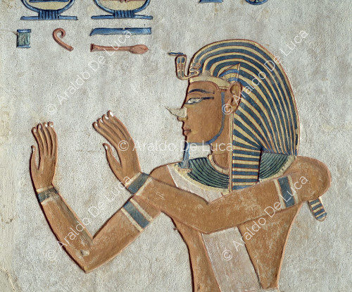  Ramses III. bei einem Akt der Anbetung