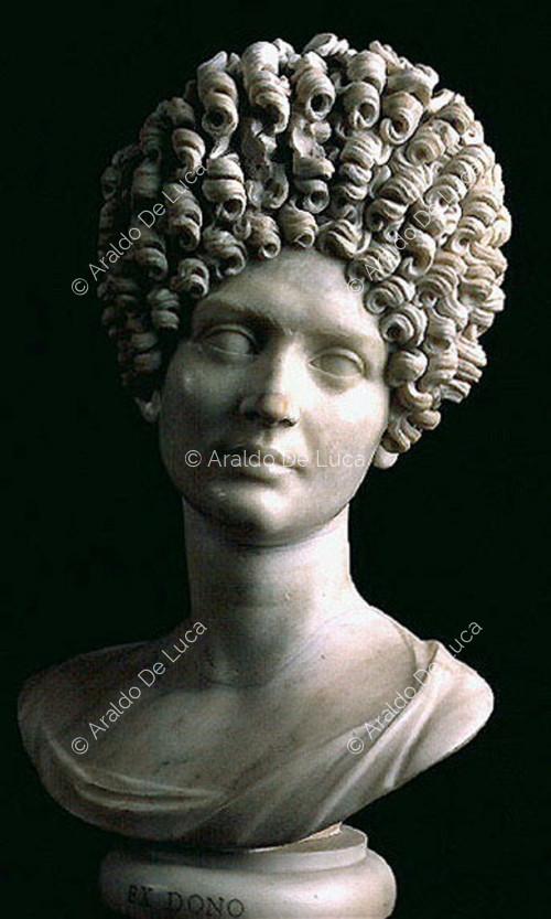 Bust portrait of a woman of Flavian age