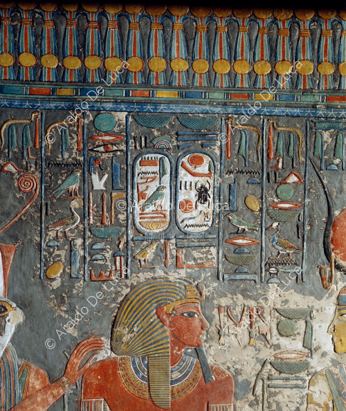Horemheb zwischen Iside und Horus