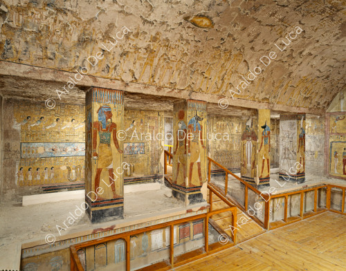 Hall of the Tausert Sarcophagus with scenes from the Book of Gates.