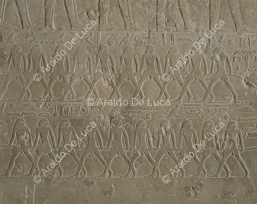 Relieve con hombres y barca funeraria de la mastaba de Qar
