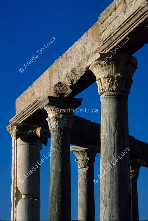 Ottogonaler Säulengang