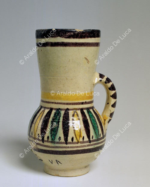 Vaso de ceramica pintada