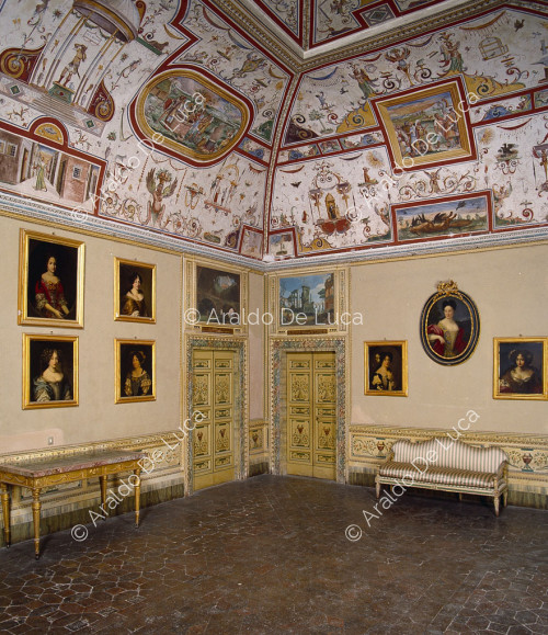 Room of the Belles