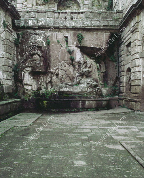 Papacqua Fountain