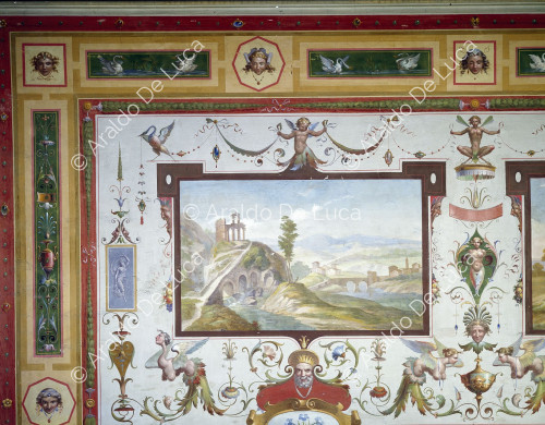 Wall decorated with landscape. Detail
