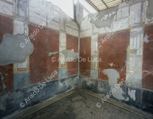 Haus des Iliac Sacellum. Kabinett. Fresko im III. Stil