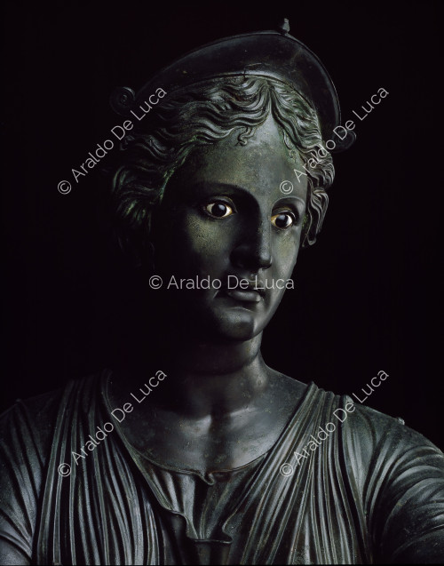 Busto de bronce de Diana