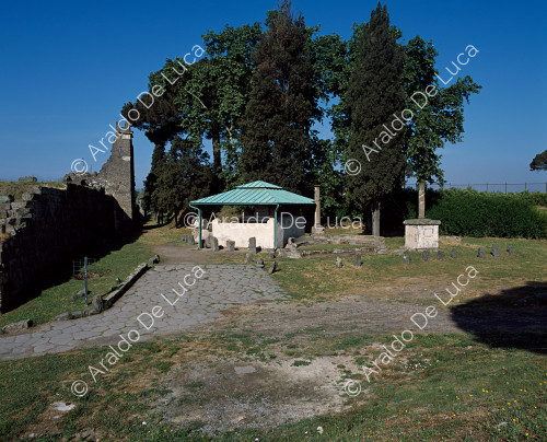 Necropolis of Porta Vesuvio