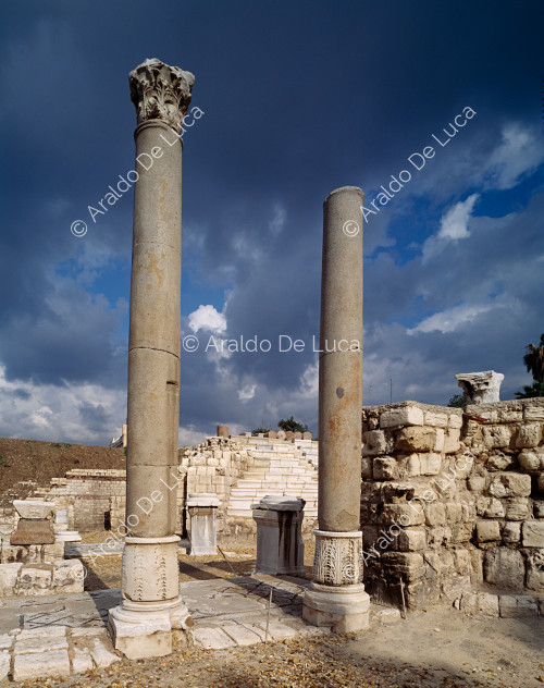 Théâtre romain de Kom El-Dikka : colonnes corinthiennes