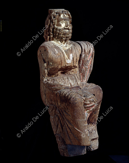 Statua di Serapide in legno